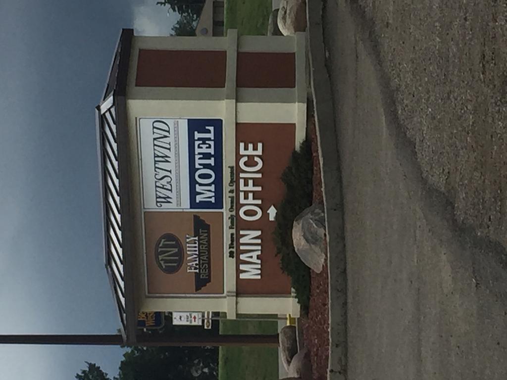 Westwind Motel Swift Current Exterior foto